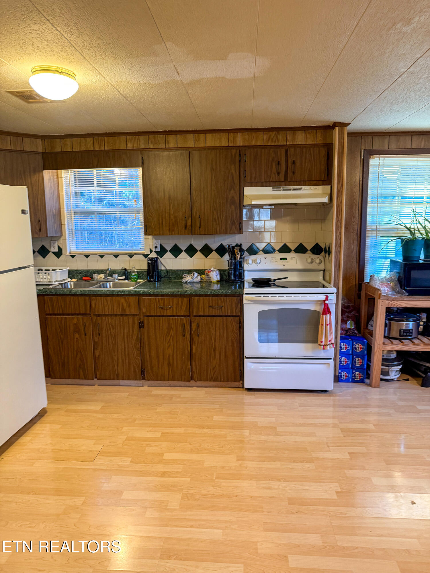 960 Walker Road Sharps Chapel, TN 37866 - Photo 5 of 25 Kitchen