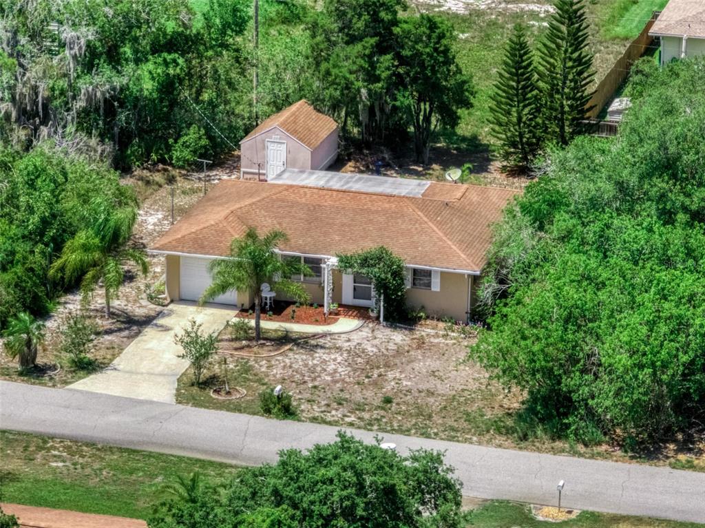 111 Lemon Road Northwest Lake Placid, FL 33852 - Photo 5 of 49
