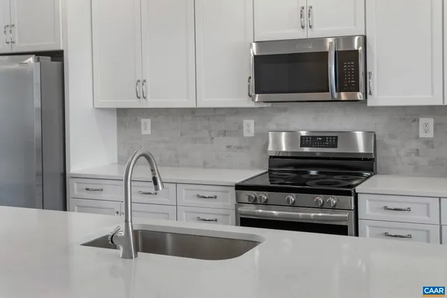 $553,273 | 750 Park Ridge Drive, Crozet, VA 22932