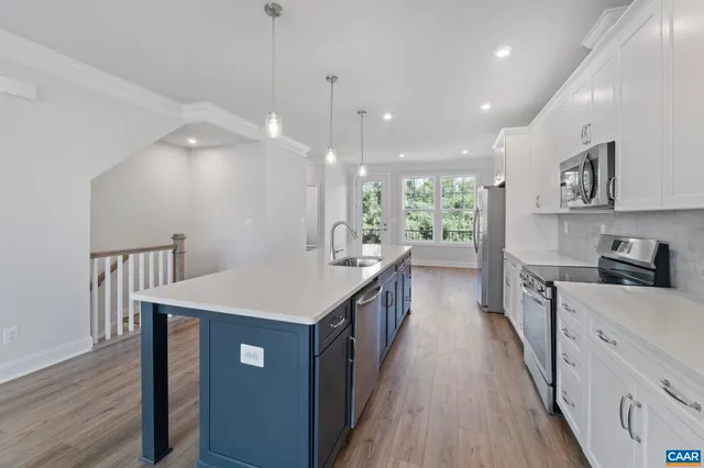 $553,273 | 750 Park Ridge Drive, Crozet, VA 22932