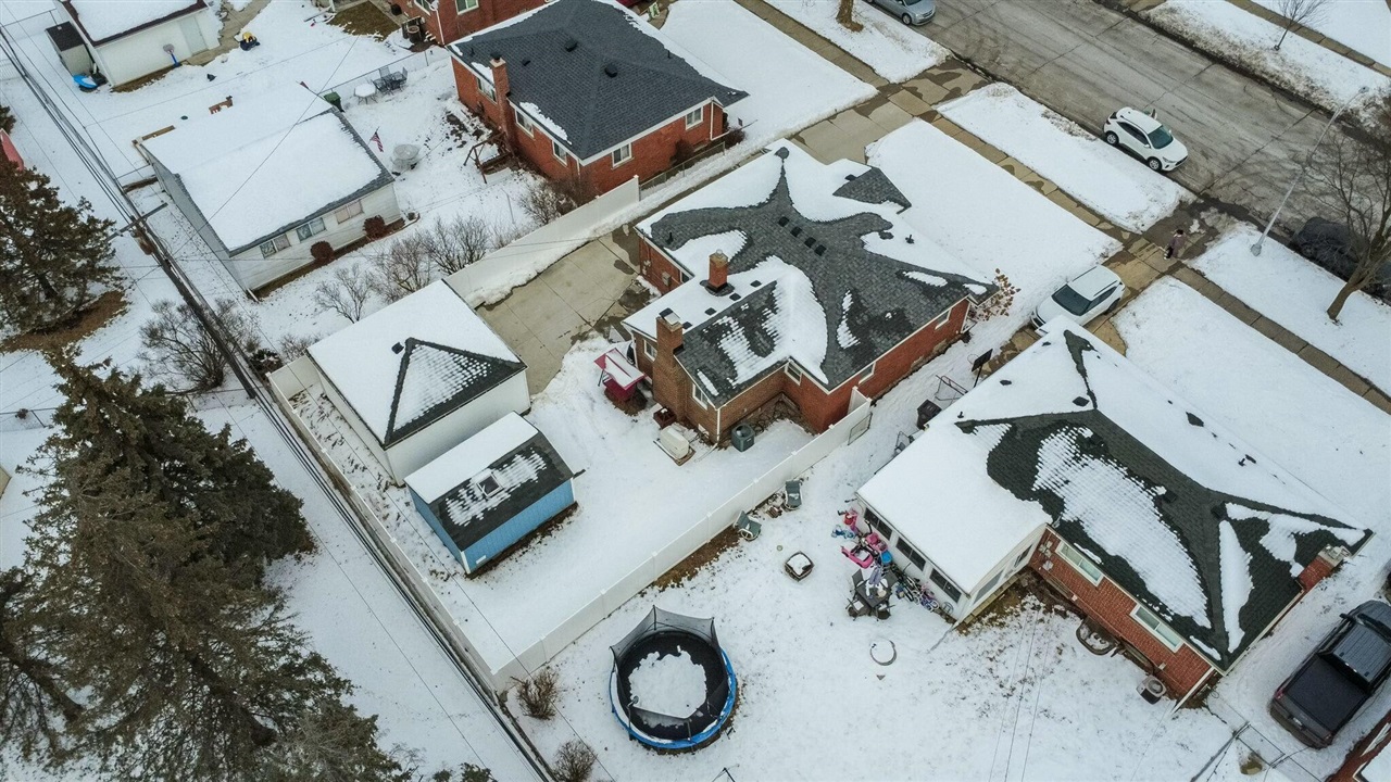 2100 Grange Road Trenton, MI 48183 - Photo 45 of 48 Gallery Image 45