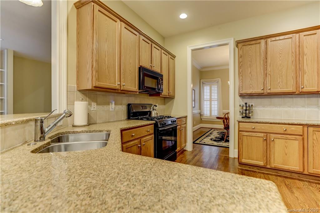 381 Third Baxter Street Fort Mill, SC 29708 - Photo 14 of 48