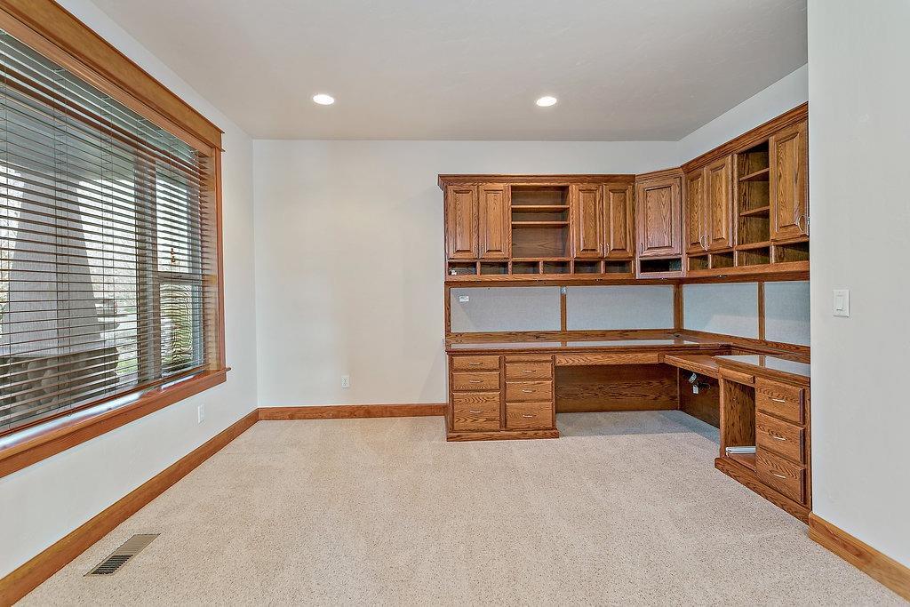 3317 Taylor Road Central Point, OR 97502 - Photo 13 of 34 Additional Photo