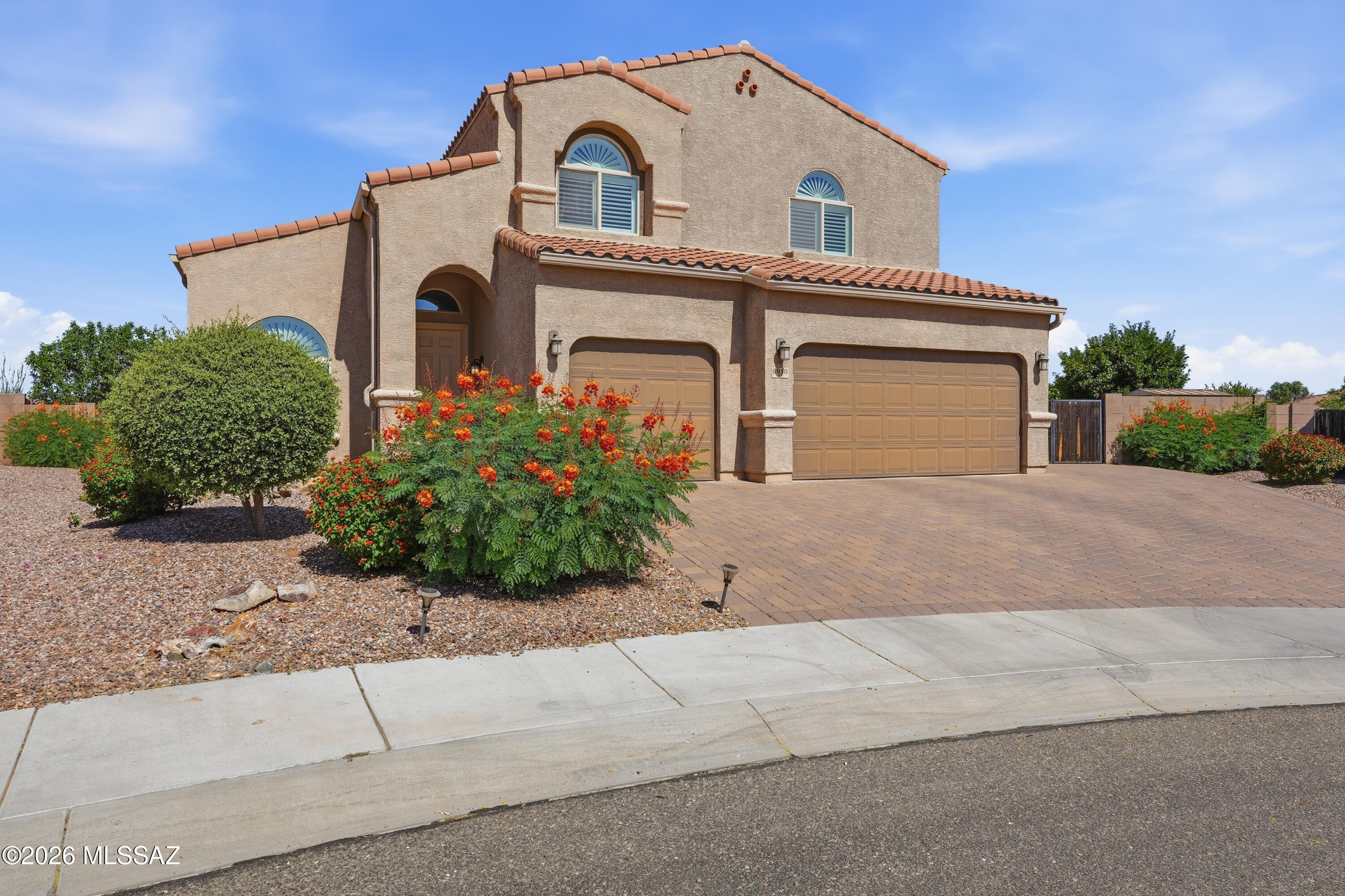 8910 West Irongate Road Marana, AZ 85653 - Photo 2 of 47 8910 (42)
