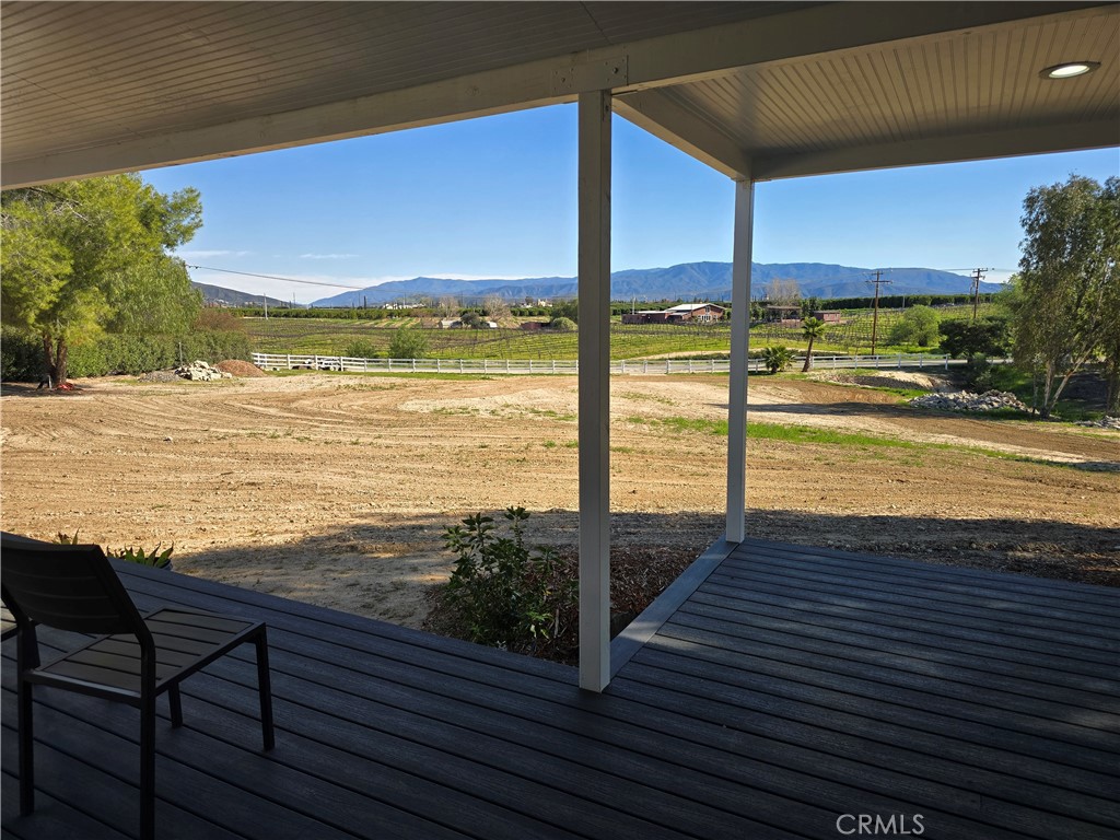 40025 Berenda Road Temecula, CA 92591 - Photo 13 of 38