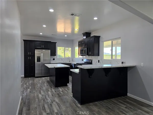 $3,995 | 40025 Berenda Road, Temecula, CA 92591