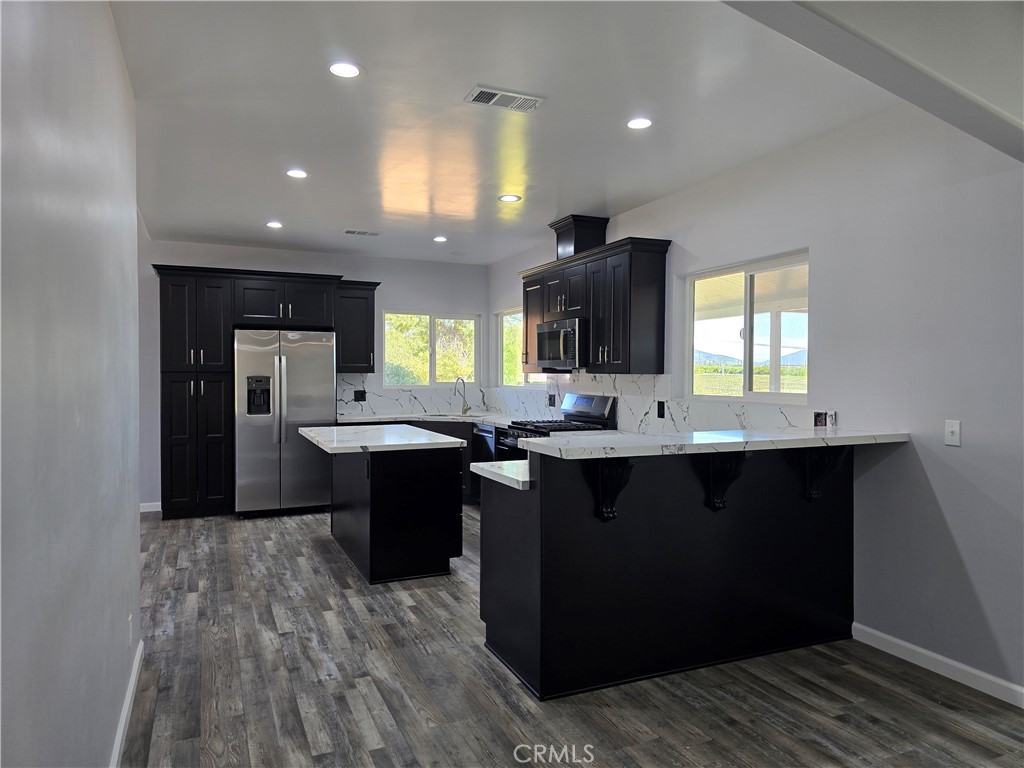 40025 Berenda Road Temecula, CA 92591 - Photo 18 of 38