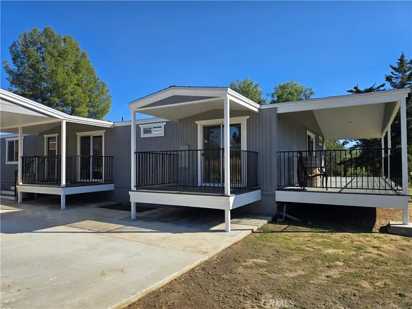 $3,995 | 40025 Berenda Road, Temecula, CA 92591