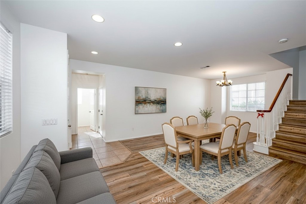 23321 Beachcomber Lane Valencia, CA 91355 - Photo 6 of 40 A.I. Staged Photo