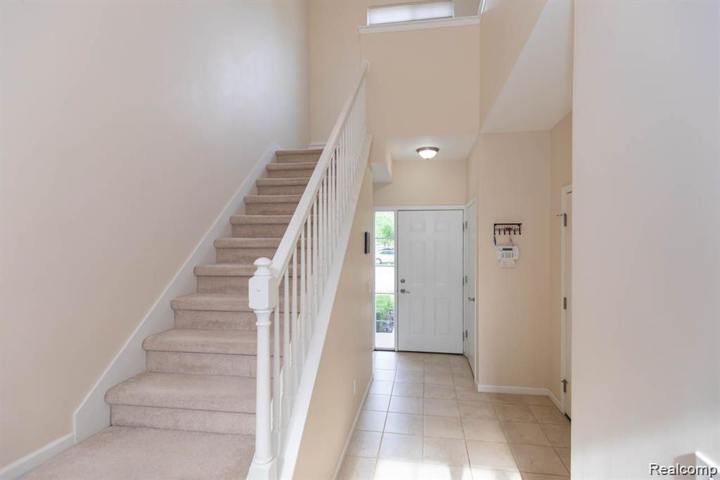 41578 Mitchell Road Novi, MI 48377 - Photo 8 of 46 8.jpg