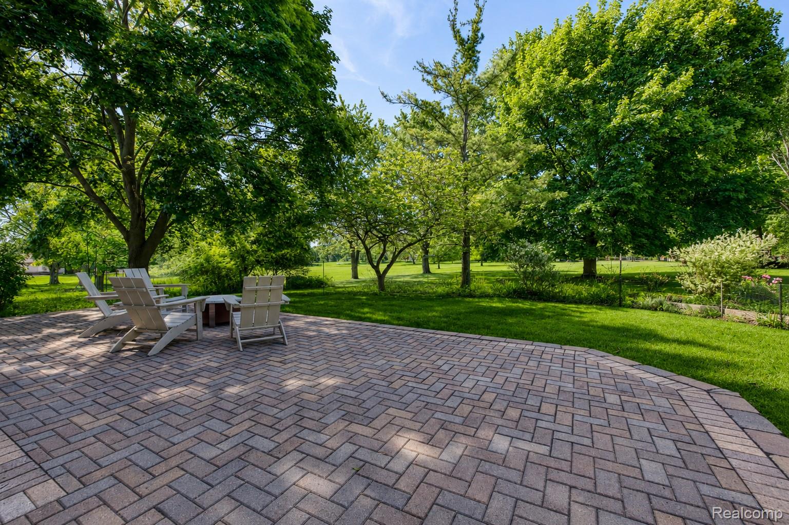 36275 Congress Road Farmington, MI 48335 - Photo 37 of 46 Image 42 - Congress.jpg