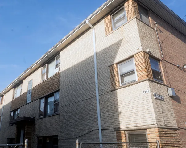 $460,000 | 2052 135th Place, Blue Island, IL 60406