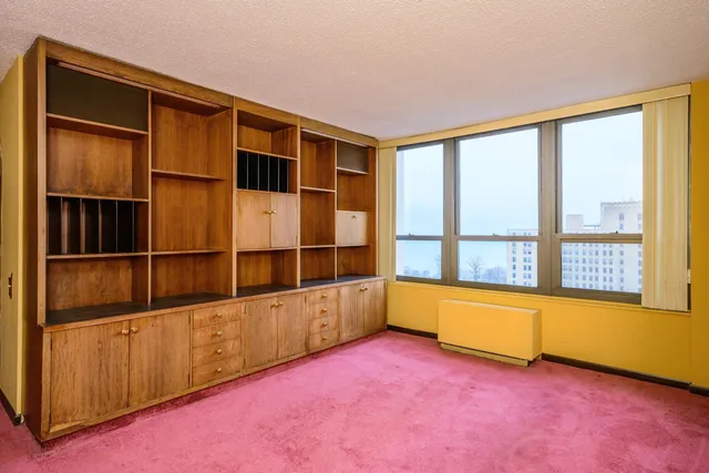 $425,000 | 5471 South Hyde Park Boulevard, Unit 16AB, Chicago, IL 60615