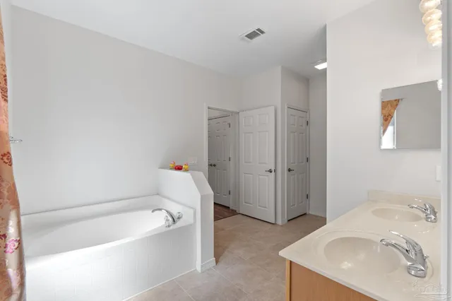 a close up of a bathtub