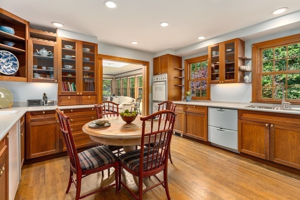29 Bow Road Belmont, MA 02478 - Photo 15 of 30