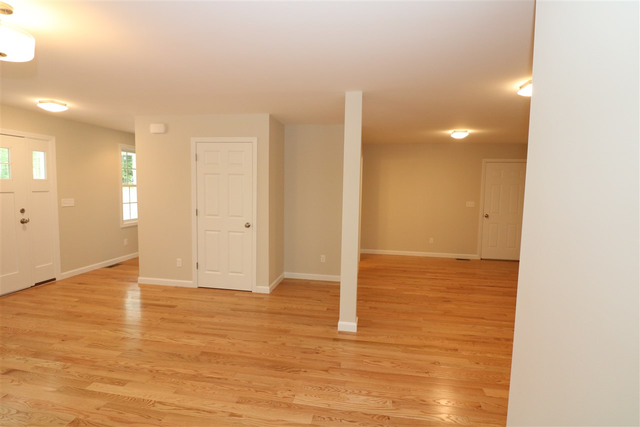 5 French Road, Unit 105 Epping, NH 03042 - Photo 12 of 35