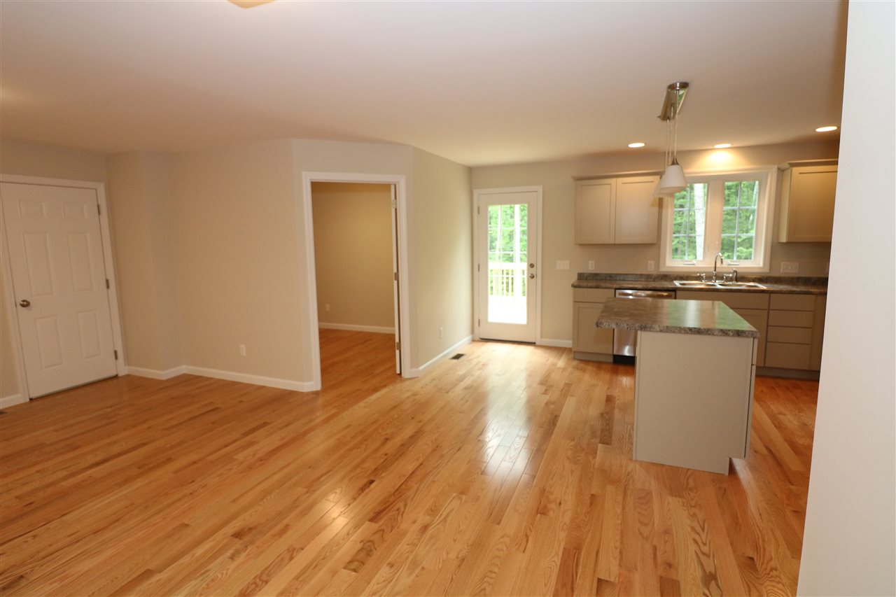 5 French Road, Unit 105 Epping, NH 03042 - Photo 14 of 35