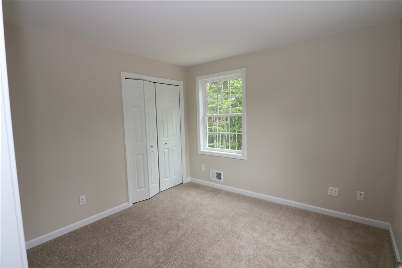5 French Road, Unit 105 Epping, NH 03042 - Photo 18 of 35
