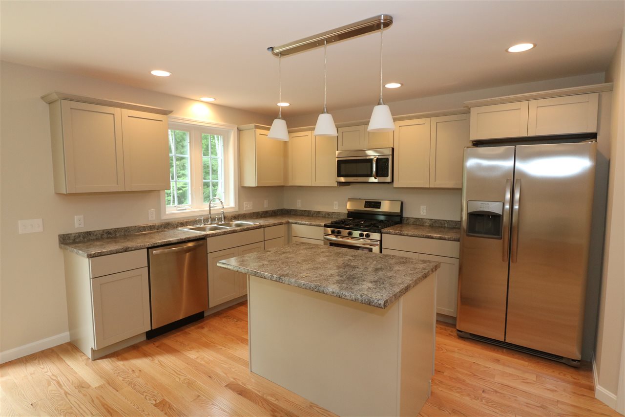 5 French Road, Unit 105 Epping, NH 03042 - Photo 5 of 35