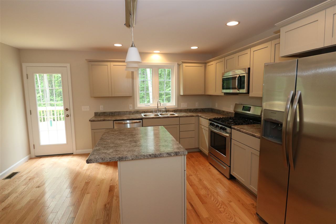 5 French Road, Unit 105 Epping, NH 03042 - Photo 7 of 35