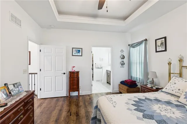 $364,900 | 610 East Porter Ridge Court, Kearney, MO 64060