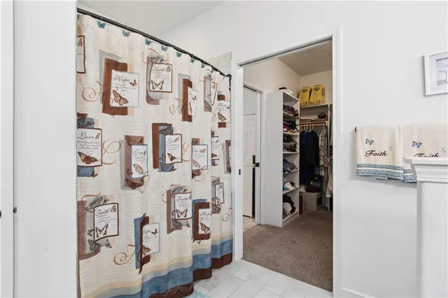 $364,900 | 610 East Porter Ridge Court, Kearney, MO 64060