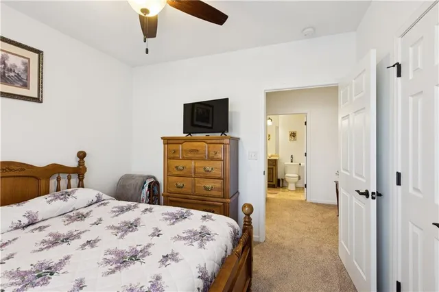 $364,900 | 610 East Porter Ridge Court, Kearney, MO 64060