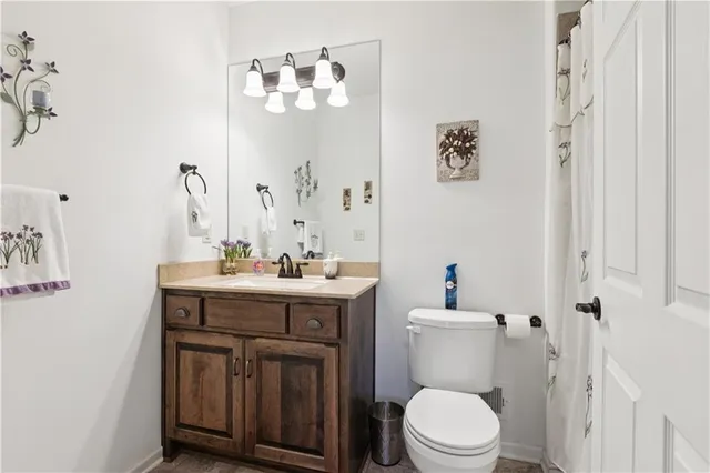 $364,900 | 610 East Porter Ridge Court, Kearney, MO 64060