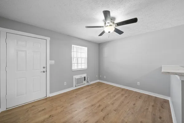 $825 | 765 Robb Avenue, Unit 2, Clarksville, TN 37040