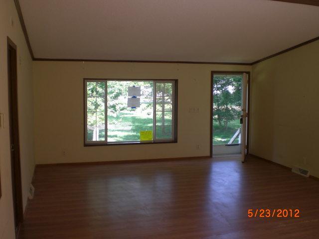 6011 Seiler Road Newburgh, IN 47630 - Photo 3 of 6 Gallery Image 3