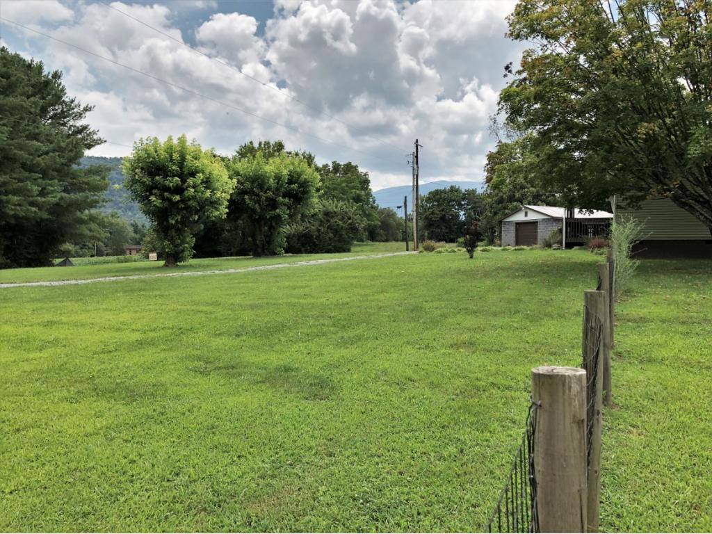 3885 Holders Grove Road Cosby, TN 37722 - Photo 31 of 36 Photo 31