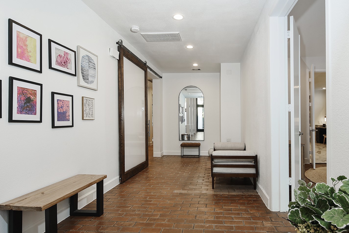 10 West Shady Lane Houston, TX 77063 - Photo 25 of 49 a view of entryway with livingroom and furniture