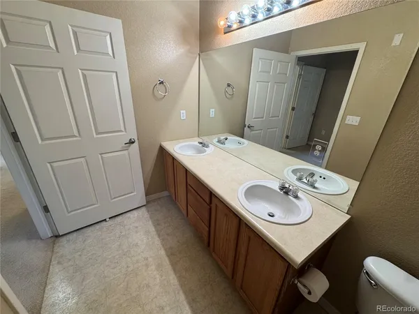 $2,200 | 9551 Pearl Circle, Unit 101, Parker, CO 80134