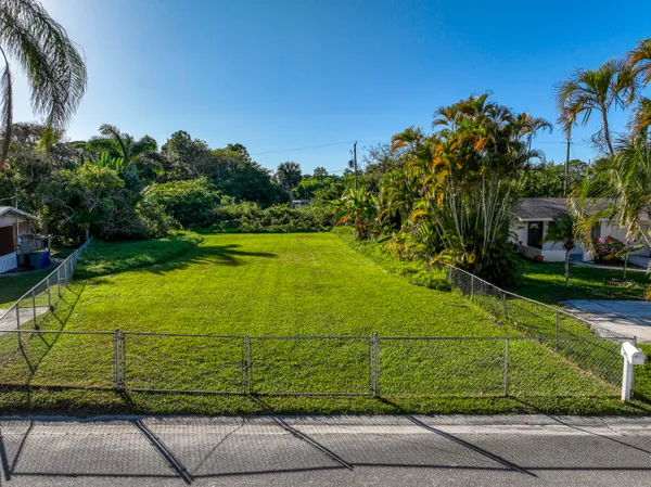 $107,500 | 1328 Northwest Charlie Green Drive, Stuart, FL 34994