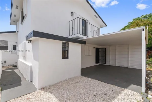 $3,300 | 1409 Northwest 44th Street, Unit B, Miami, FL 33142
