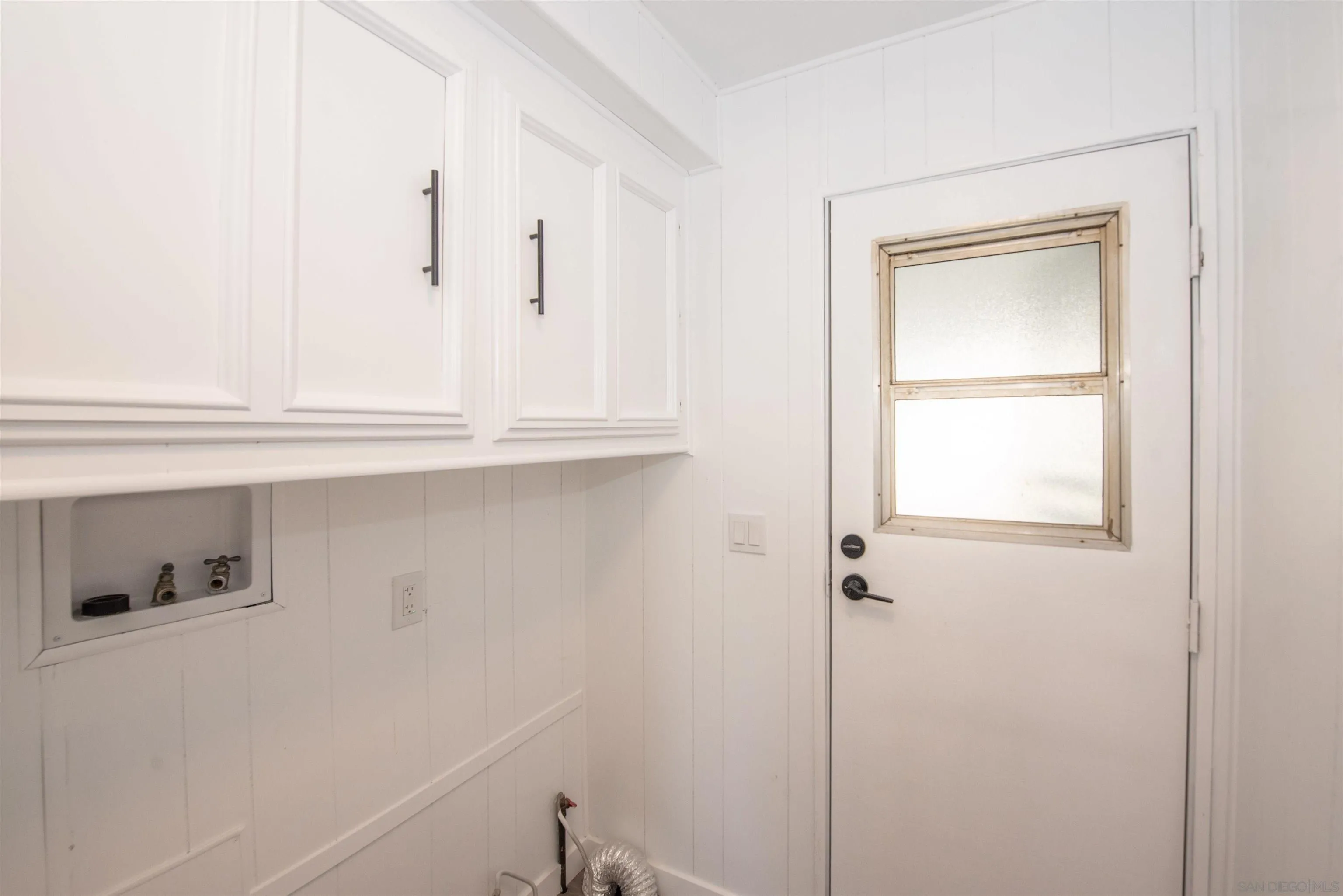 275 South Worthington Street, Unit 36 Spring Valley, CA 91977 - Photo 24 of 44 a view of white cabinets
