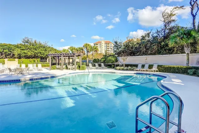 $1,298,500 | 95422 Captains Way, Fernandina Beach, FL 32034