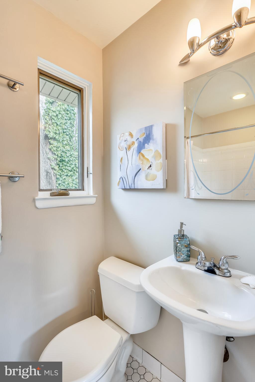 5105 Viking Road Bethesda, MD 20814 - Photo 18 of 53 Gallery Image 18