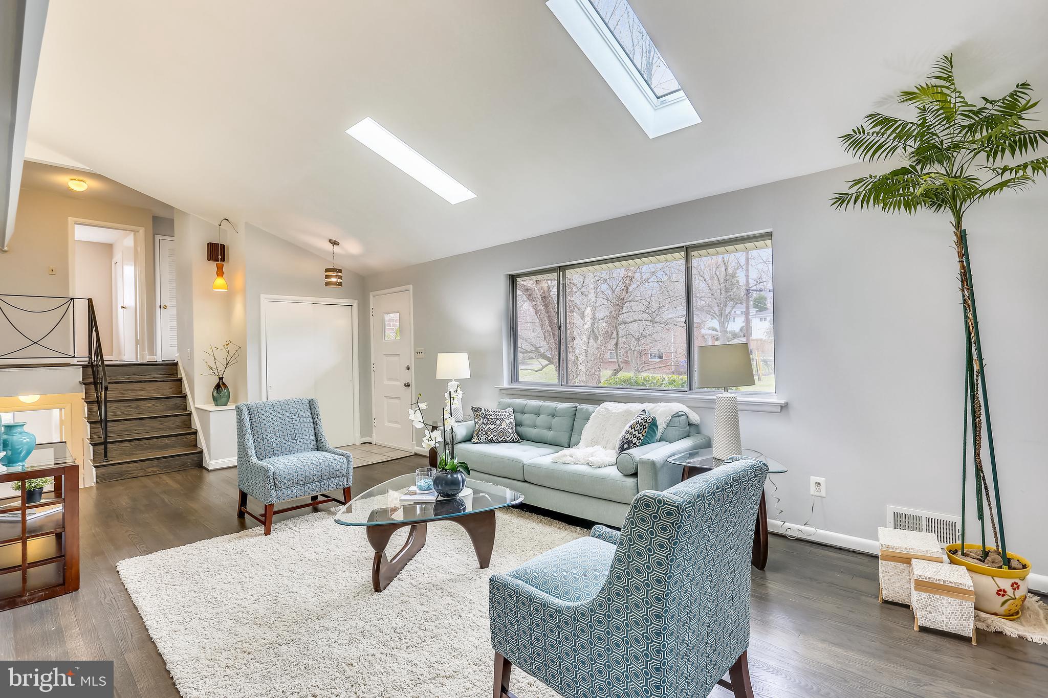 5105 Viking Road Bethesda, MD 20814 - Photo 3 of 53 Gallery Image 3