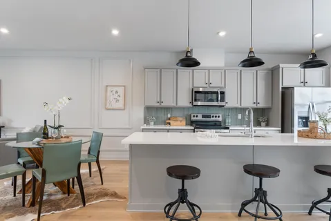$439,900 | 352 East Village Lane, Nashville, TN 37216