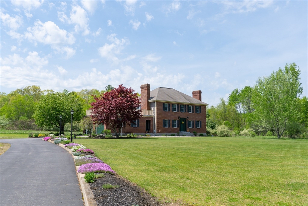 147 Oakham Road North Brookfield, MA 01535 - Photo 3 of 41