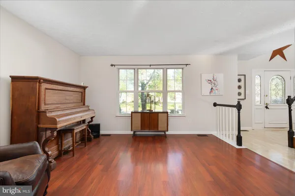 $499,900 | 203 Alpine Meadow Road, Winchester, VA 22602