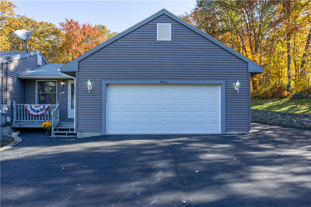 430 Snake Hill Road Burrillville, RI 02830 - Photo 5 of 41 Gallery Image 5