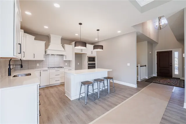 $605,700 | 5 Eagle Hollow, Penfield, NY 14526