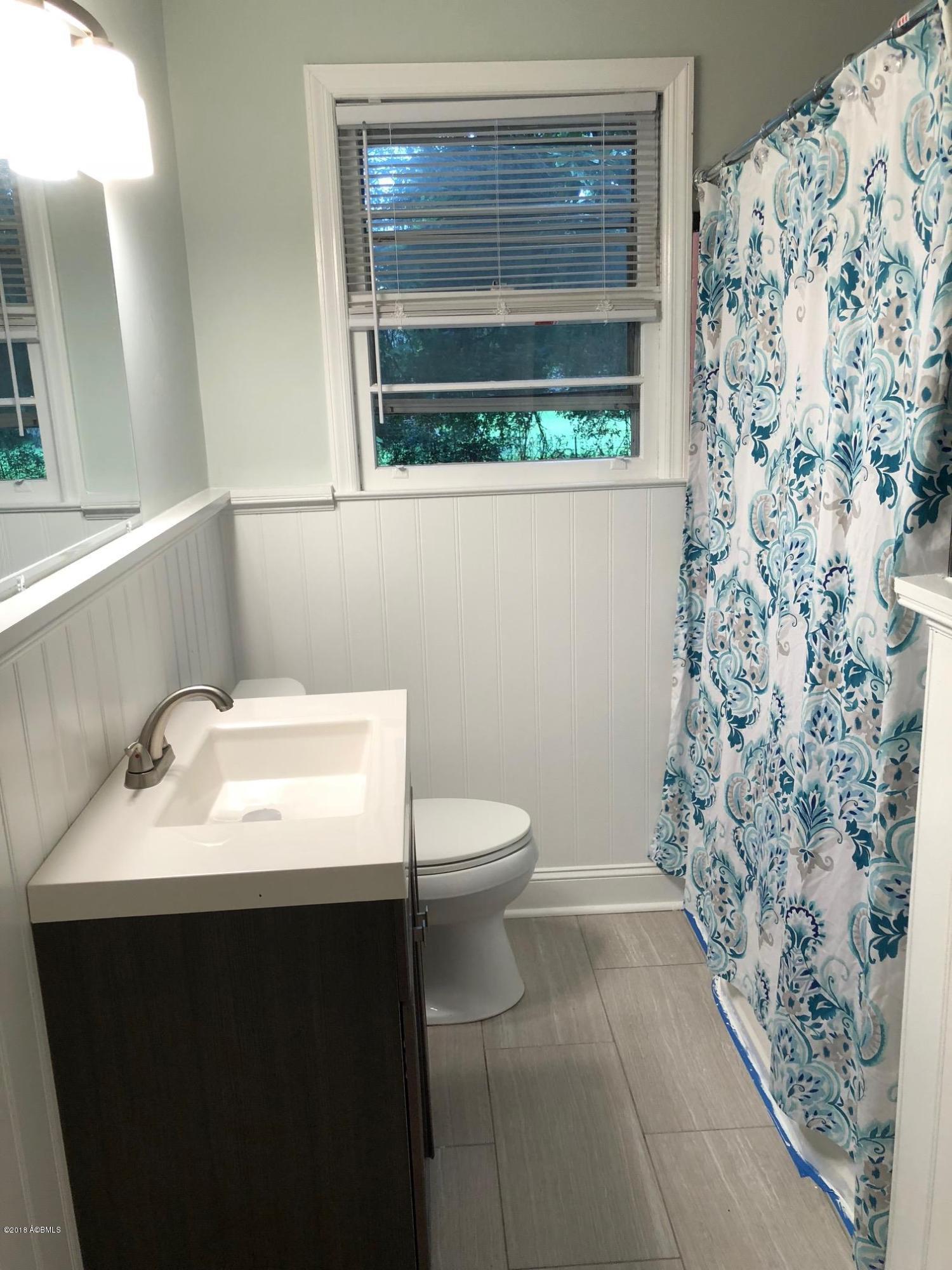2505 State Rd S-7-277 Beaufort, SC 29902 - Photo 7 of 16 j