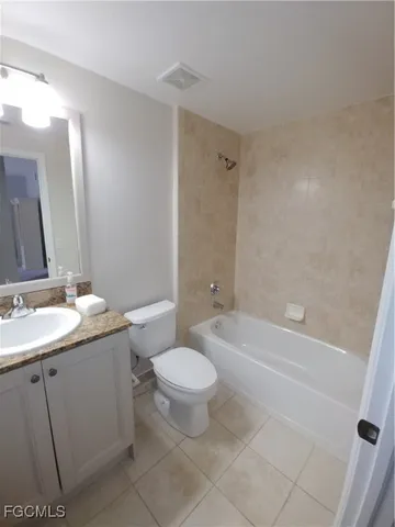 $2,100 | 20140 Estero Gardens Circle, Unit 204, Estero, FL 33928