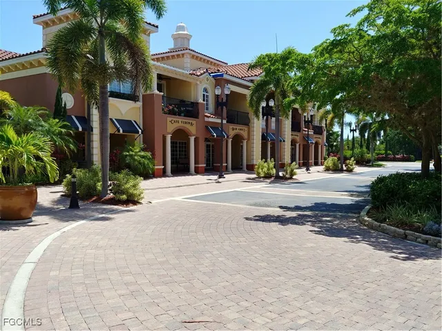 $2,100 | 20140 Estero Gardens Circle, Unit 204, Estero, FL 33928