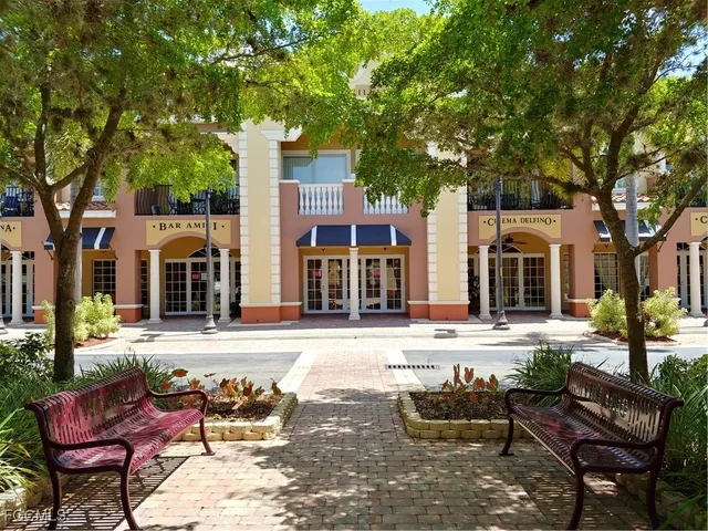 $2,100 | 20140 Estero Gardens Circle, Unit 204, Estero, FL 33928