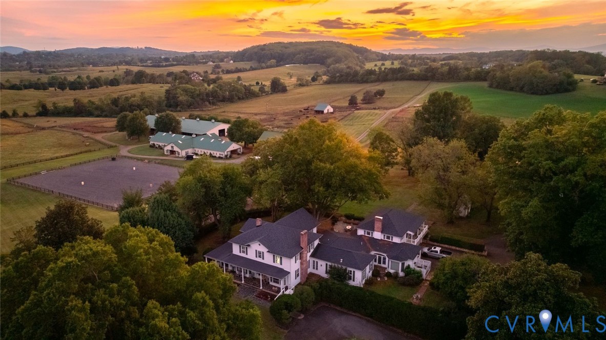 Estate Home & Equestrian Facilities