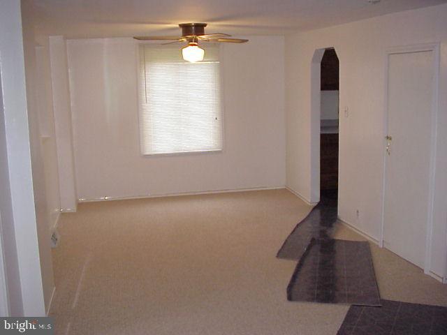 135 Creek Road Manchester, PA 17345 - Photo 4 of 7 Gallery Image 4